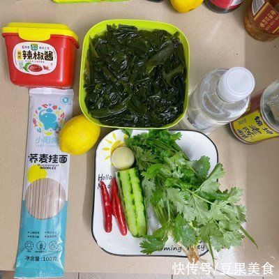 成就|#一勺葱伴侣，成就招牌美味#凉拌荞麦面
