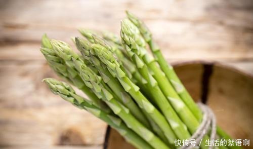 2种菜长得可真快,埋在盆里几天就能吃一茬,比养花都简单!