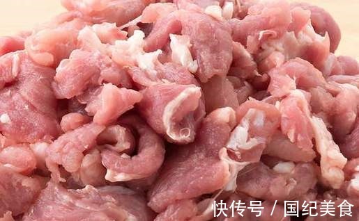 酥肉|炸酥肉用淀粉还是面粉大厨教你正确挂糊方法,酥肉酥脆不回软