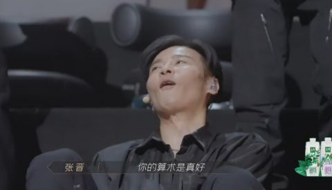 欧阳靖|陈小春又犯迷糊，读错号码帮赵文卓拉票，胡海泉再次捂嘴偷笑