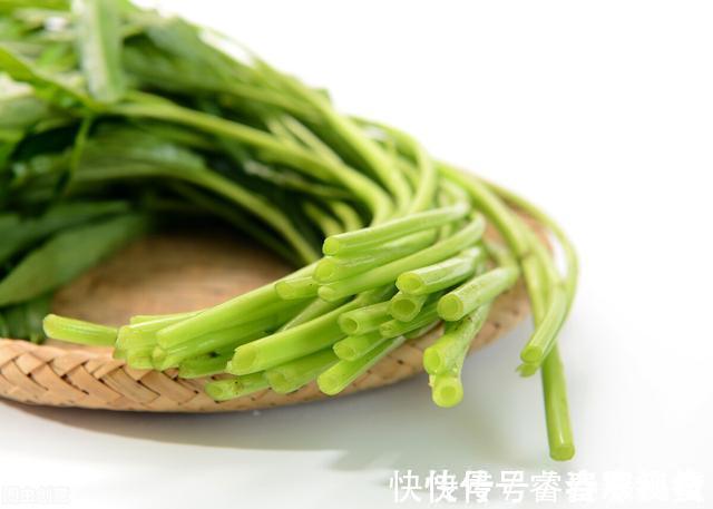 草酸钙|这4种容易吃出结石的蔬菜,草酸含量一个比一个高,很多人不知道