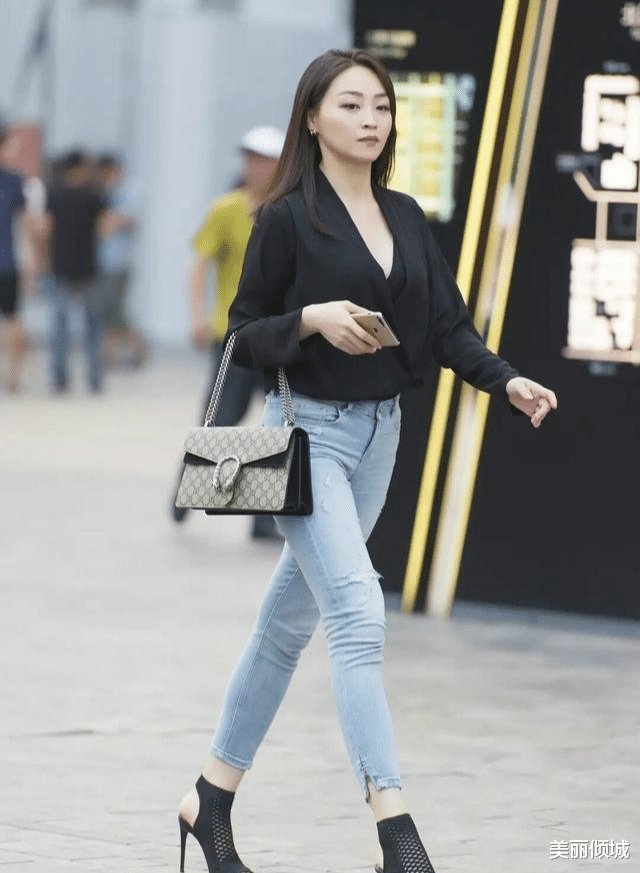 不容小觑的打底裤，视觉效果更显瘦，还不显胖