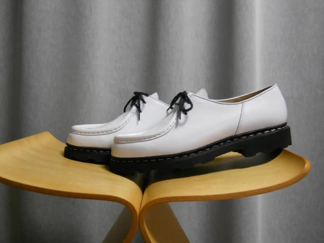 到底是什么人，敢穿白皮鞋？