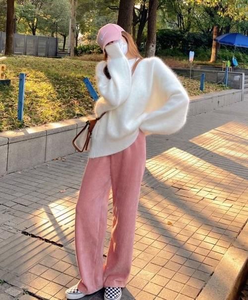 气温回升，脱了羽绒服什么？这几件单品建议备起来