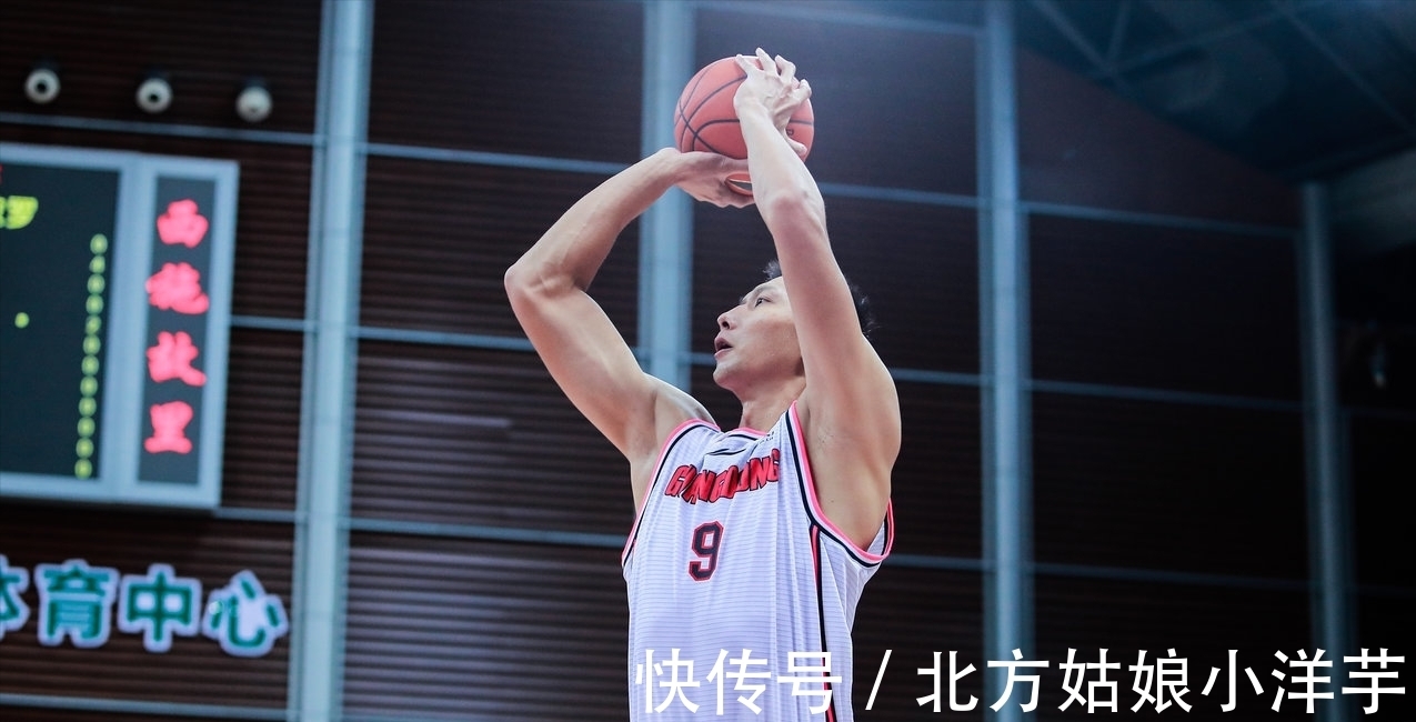 篮板|22岁的张公子与34岁的阿联数据全面对比,张镇麟仍需继续努力