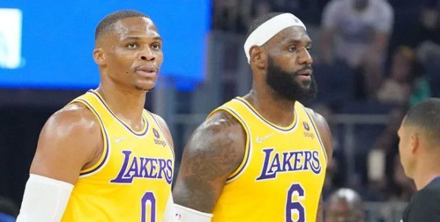 NB名记盛赞詹姆斯：NBA第三中锋 仅次于约基奇和恩比德