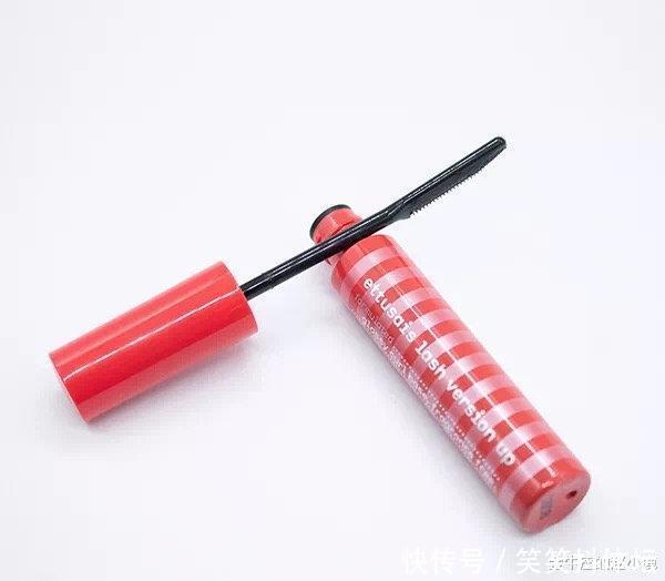 化妆包|日系博主“化妆包”大公开!看看她们都在用什么,可能和你有同款