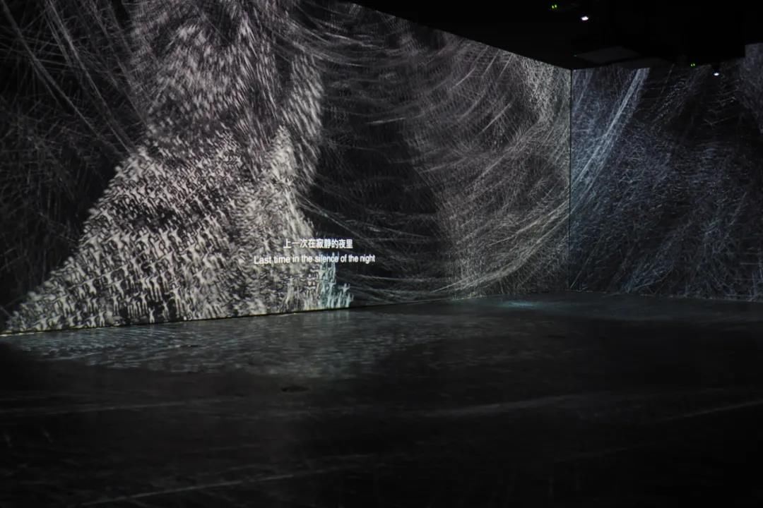 逆流而上|以“电”为索引探讨艺术未来，这个展览是一次对当下科技艺术实践的回应