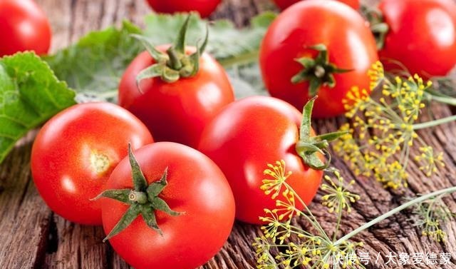 珍珠粉|脸上有黄褐斑怎样去番茄祛斑竟然这么有效