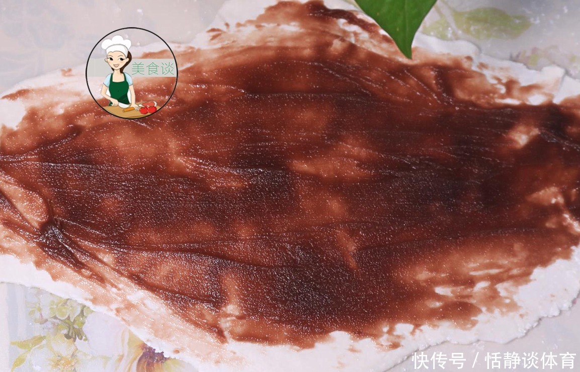 包子|此美味,我隔三差五做一次,两手一卷比包子香,每次蒸2锅不够吃