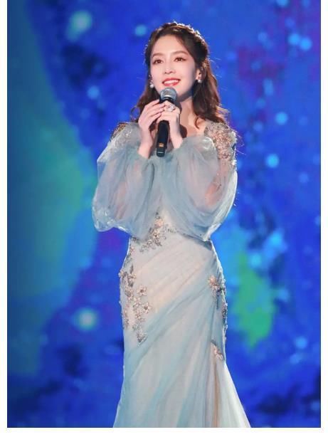 |李沁是黄景瑜的健身工具,真的是太搞笑了吧