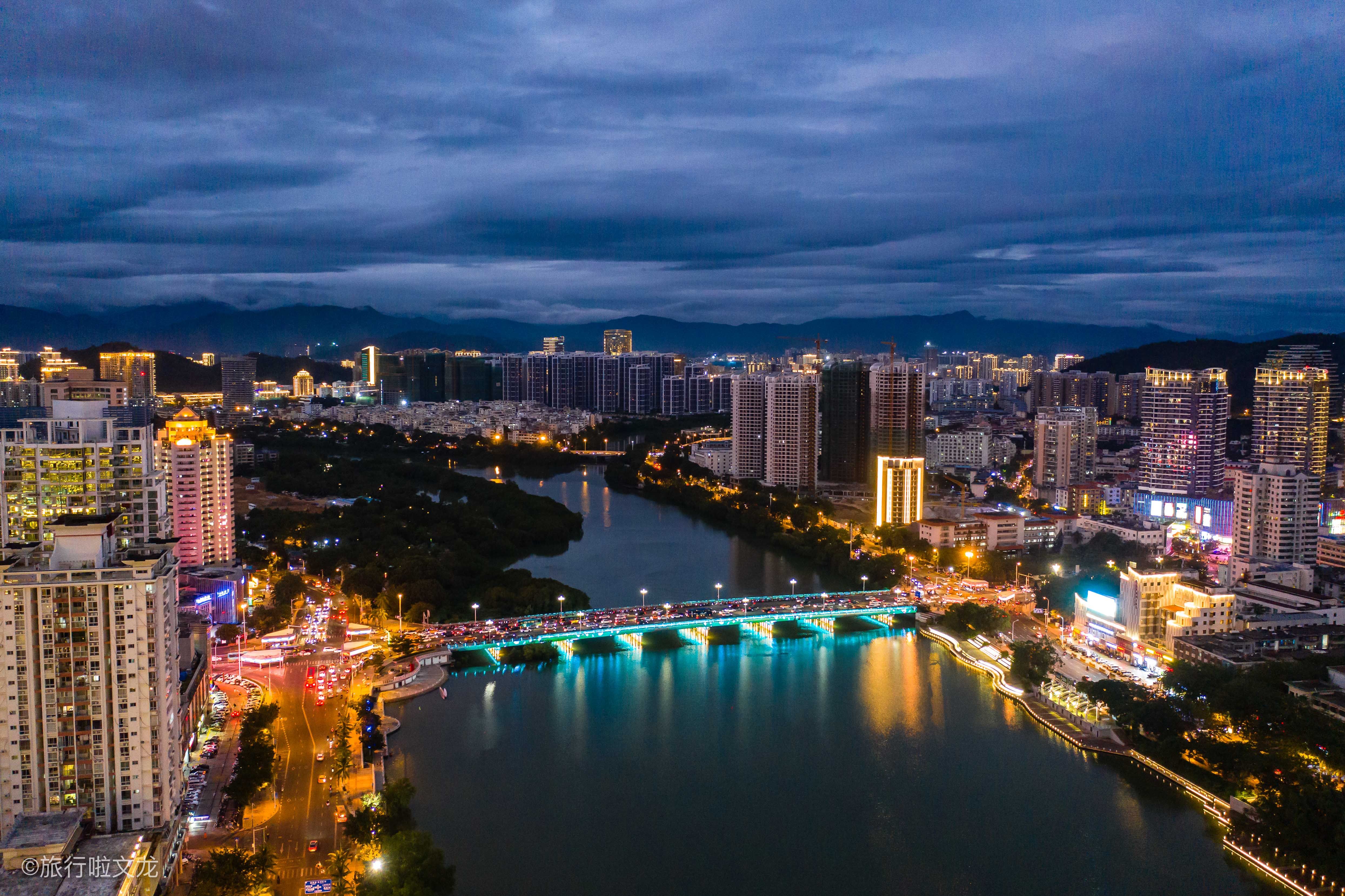 三亚的清晨和黄昏，风景、美食，梦想和青春