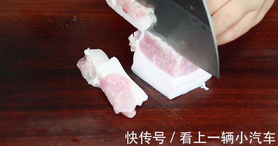 炒粉条时,最忌直接下锅炒,教你一招,不粘锅还不坨,筋道好吃