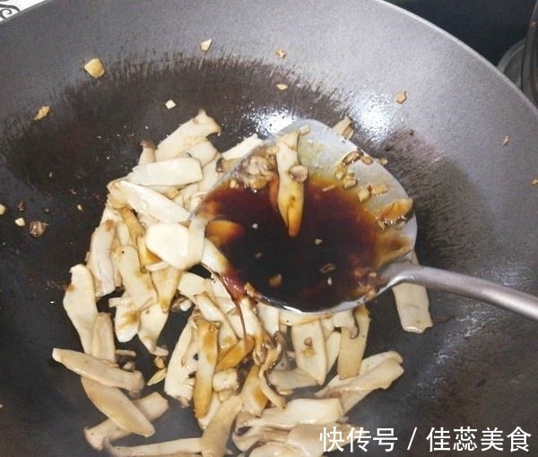 好吃|夏天,宁可不吃大鱼大肉,也要吃这菜,祛脂降压,比肉还好吃!