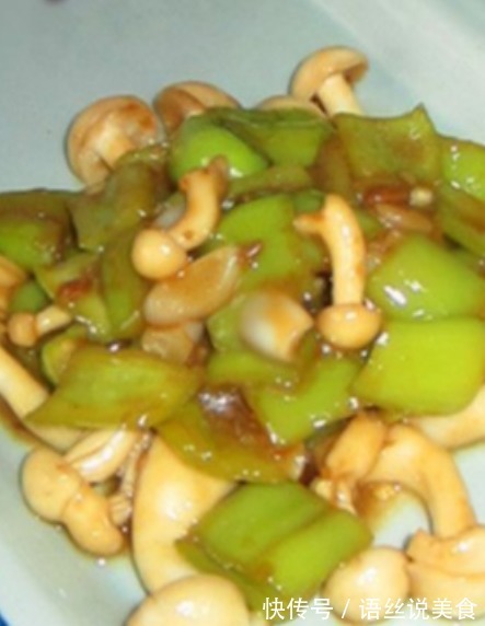 白玉菇如此做,十分钟就上桌,之前没人在意,才会不好吃!