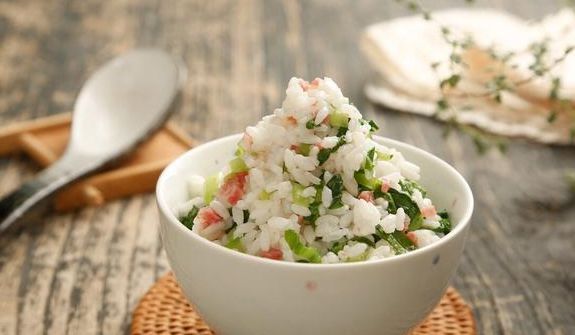 鲫鱼豆腐汤|小寒了,老一辈人都知道,这5种宝贝要多吃,驱寒暖胃,补养一冬