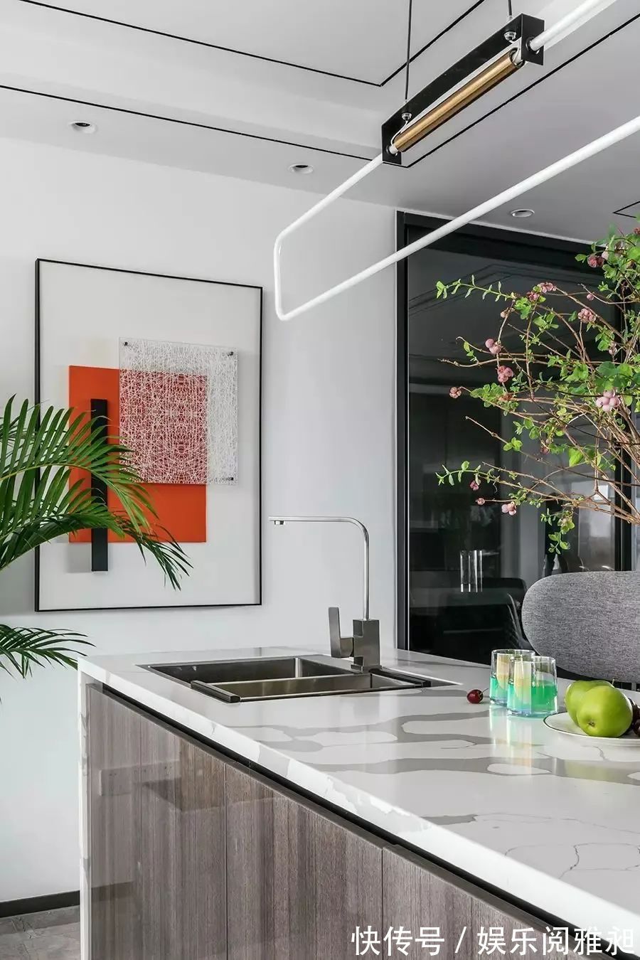 现代|262㎡现代简约大平层,简洁纯粹的空间,生活从容自然