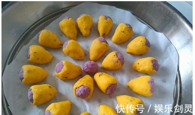 马铃薯淀粉|立秋后，多给孩子吃瓜菜，不煎不烤，食材拌好蒸一蒸，筋道美味