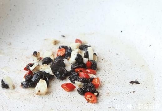 一家老小只馋它,随便一炒,吃着比猪肉还香,天天吃不够