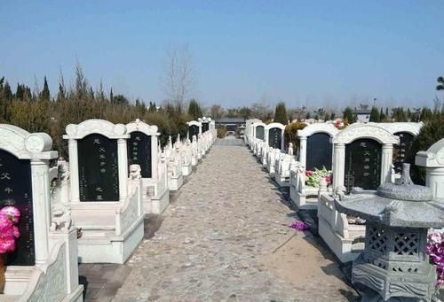 科学|除“葬礼”外,这4个场合也别带孩子去,并非迷信,有科学依据的