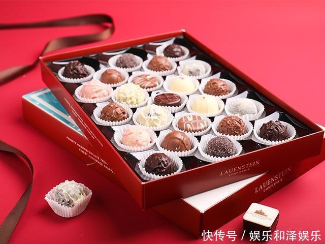 李佳琦真是个“大魔鬼”,种草的这5款零食,居然好吃到舔手指!