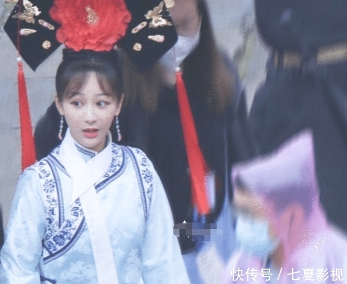 综艺节目 《萌探》清宫装路透,杨紫紫薇造型娇俏可爱,杨迪COS容嬷嬷