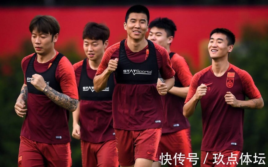 张稀哲|拒绝练兵!李霄鹏为了冲进世界杯,首发11人或是原班人马