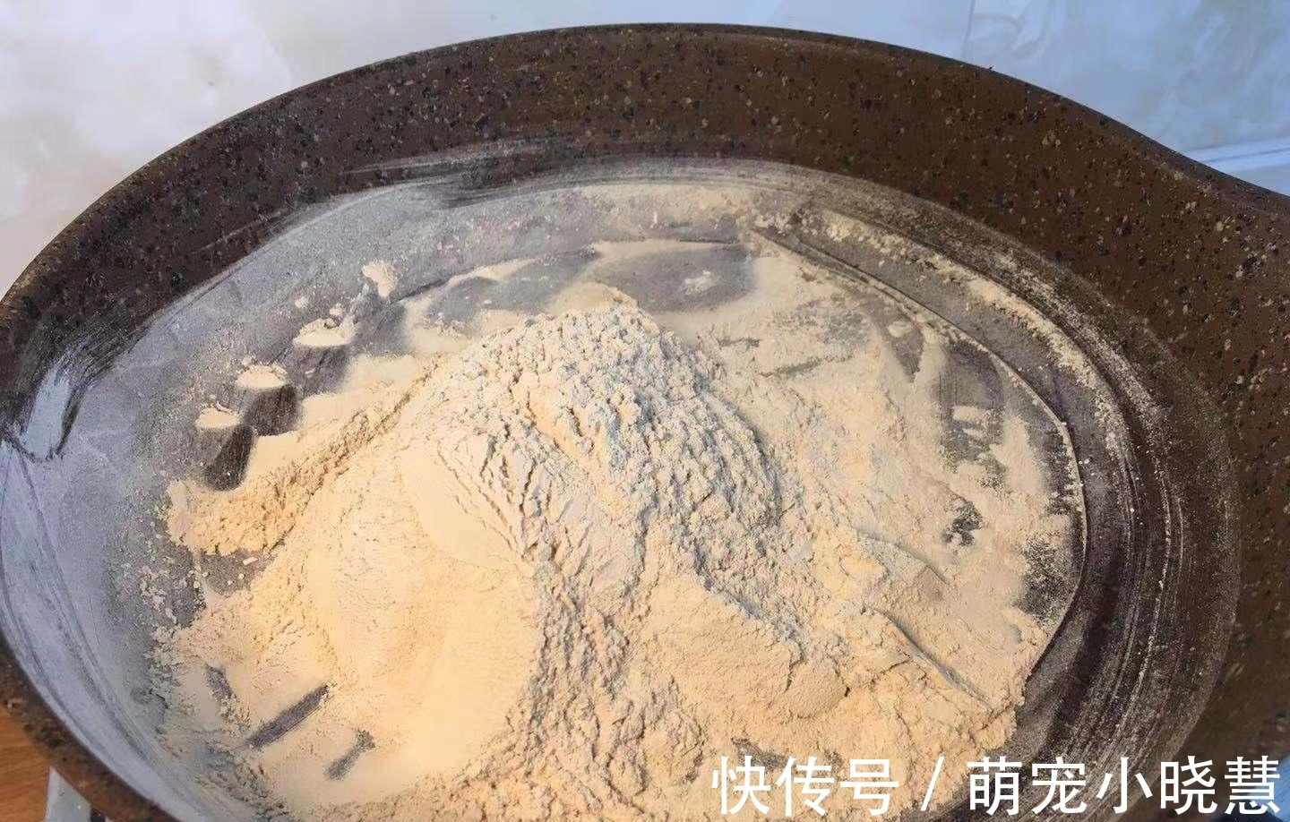 天冷别忘了吃“三黑”，炒一炒，一个月的早餐就有了，滋补又营养
