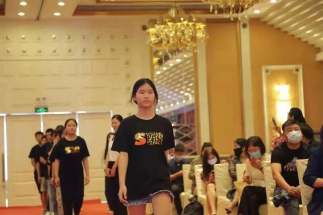 敬一丹|让每个孩子都精彩，第十届少年演说家潜能开发营完美收官