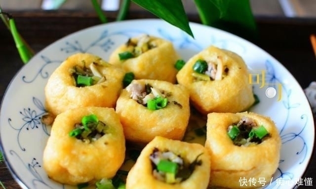 餐馆|油豆腐这么做你估计没尝过,农家餐馆里卖30元,2分钟你就能学会