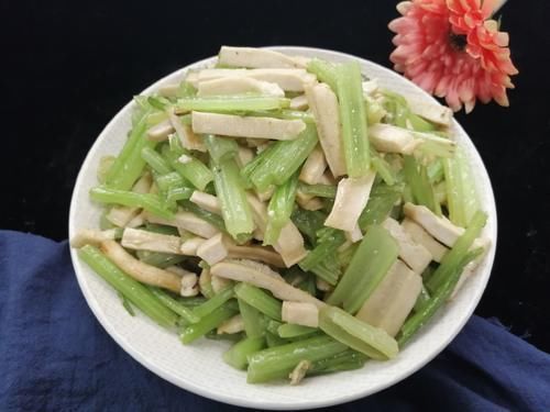 脏东西|脂肪最怕这蔬菜,坚持每周吃2次,减脂刮油,清理肠道“脏东西”!