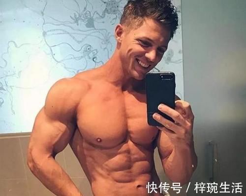 健身|跑步健身的男人与常练深蹲的男人 两者身体素质差距有多大?