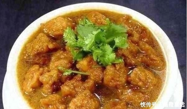 一斤五花肉10个鸡蛋，这样做出来酥香可口，肥而不腻，做法简单！