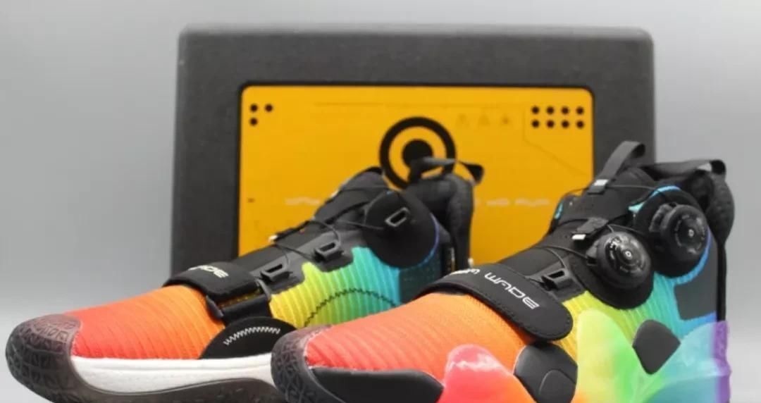 李宁 这些就叫国产之光!不输国际大牌的国产实战鞋你穿过几双?