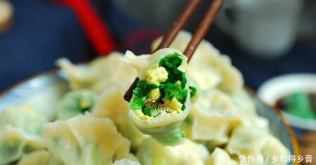面丁儿素馅饺子的做法，简单又好吃！