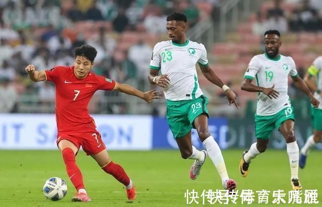 轉(zhuǎn)會|武磊反思哪里做得不夠好--也許轉(zhuǎn)會荷甲是個新選擇