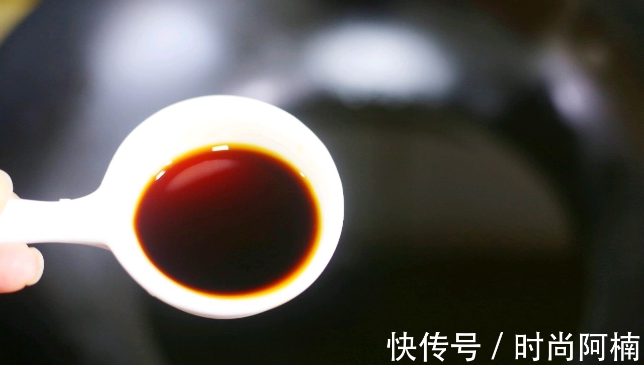 家人|萝卜别总炖了,用剁椒蒸一蒸,香辣可口还下饭,家人都爱吃