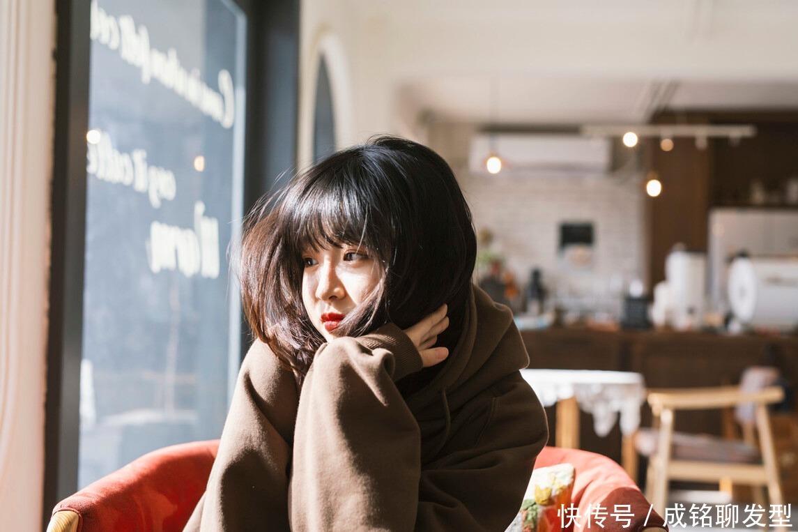 有人留黑长直“洋气”,有人却“老气”,区别在这三点,一看便知