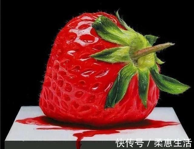 冷军@80后画家画了一颗草莓,被咬了一口,却拍出20万,专家毫无美感