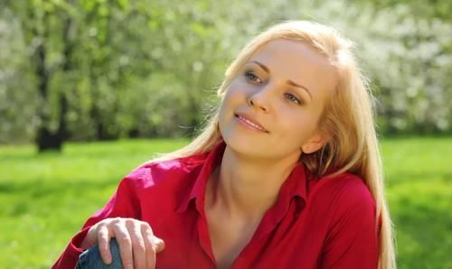 女性|女人绝经的“最佳”年龄,这个时间最合适,太迟了会有麻烦上身