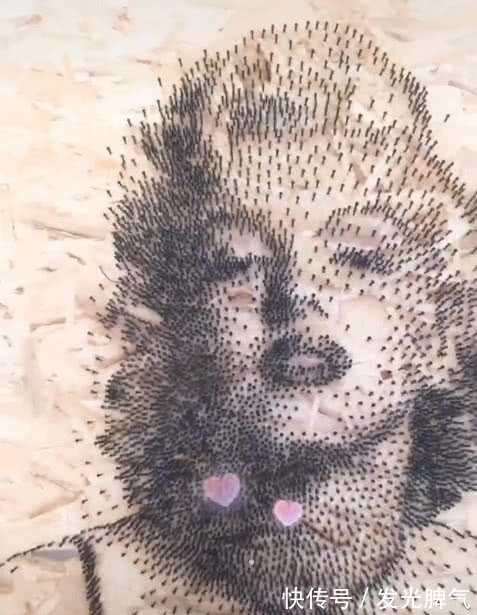 玛丽莲梦露!男子在木板上钉满钉子,半个小时后成品出来,感觉恋爱了