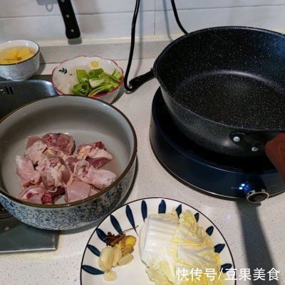 月经不调|小白一看就会的宴客菜一人食——黄焖鸡米饭