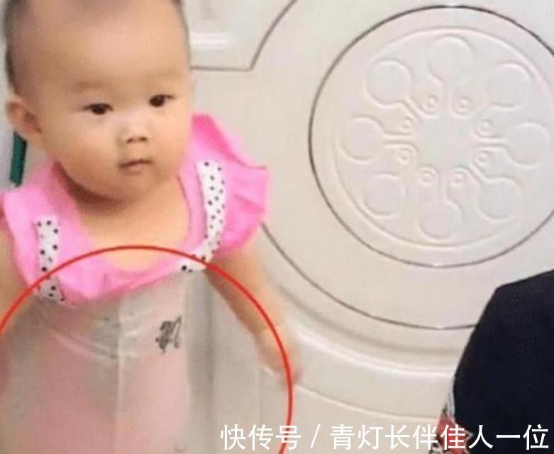 哥哥|哥哥为打游戏,把妹妹进行了“捆绑”,给出的理由让爸妈哭笑不得