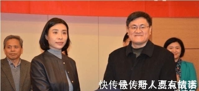 聂腾飞|陈小英：把申通146亿卖给马云，衣锦还乡后，又靠雨伞再挣百亿
