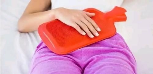 女性|当月经出现这些特点的时候，女性要多一个心眼：很可能是要绝经了