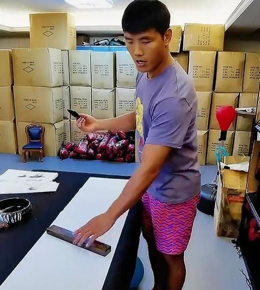 拳击手#方便写的书法真不错,字体刚猛大气,雄浑有力如打拳击一样漂亮