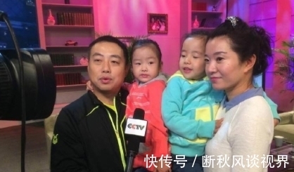 刘国良|刘国梁晒10岁双胞胎女儿，8岁获世界冠军，不料妻子身价也好几亿