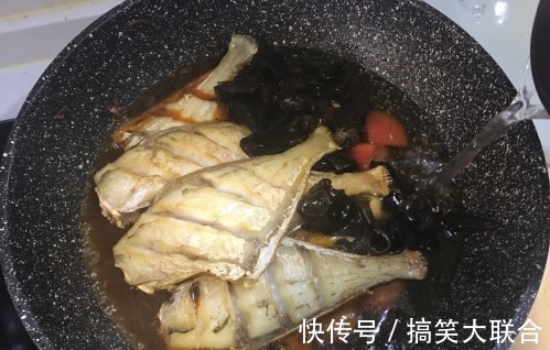 腥味|扒皮鱼这样做最好吃,跟着大厨学习准没错,鲜香肉嫩