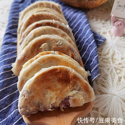 一口平底锅就能做香酥又软糯??紫薯芋泥饼