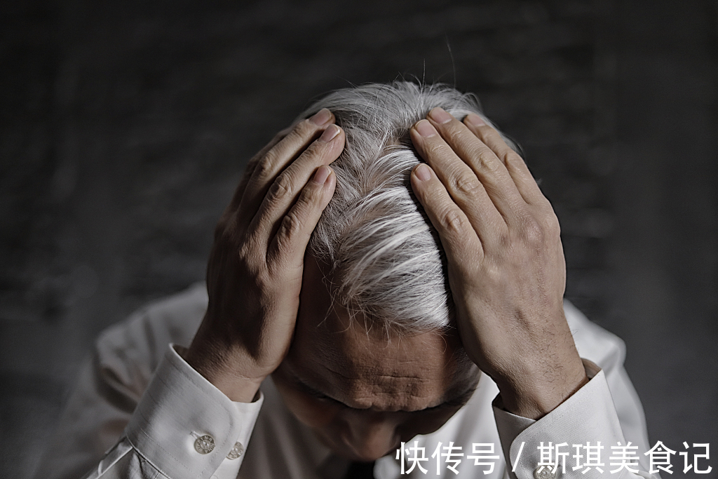 经闭痛经|一个2块钱的方子,使用3个月,让你白发尽消,确实神奇!不妨试试